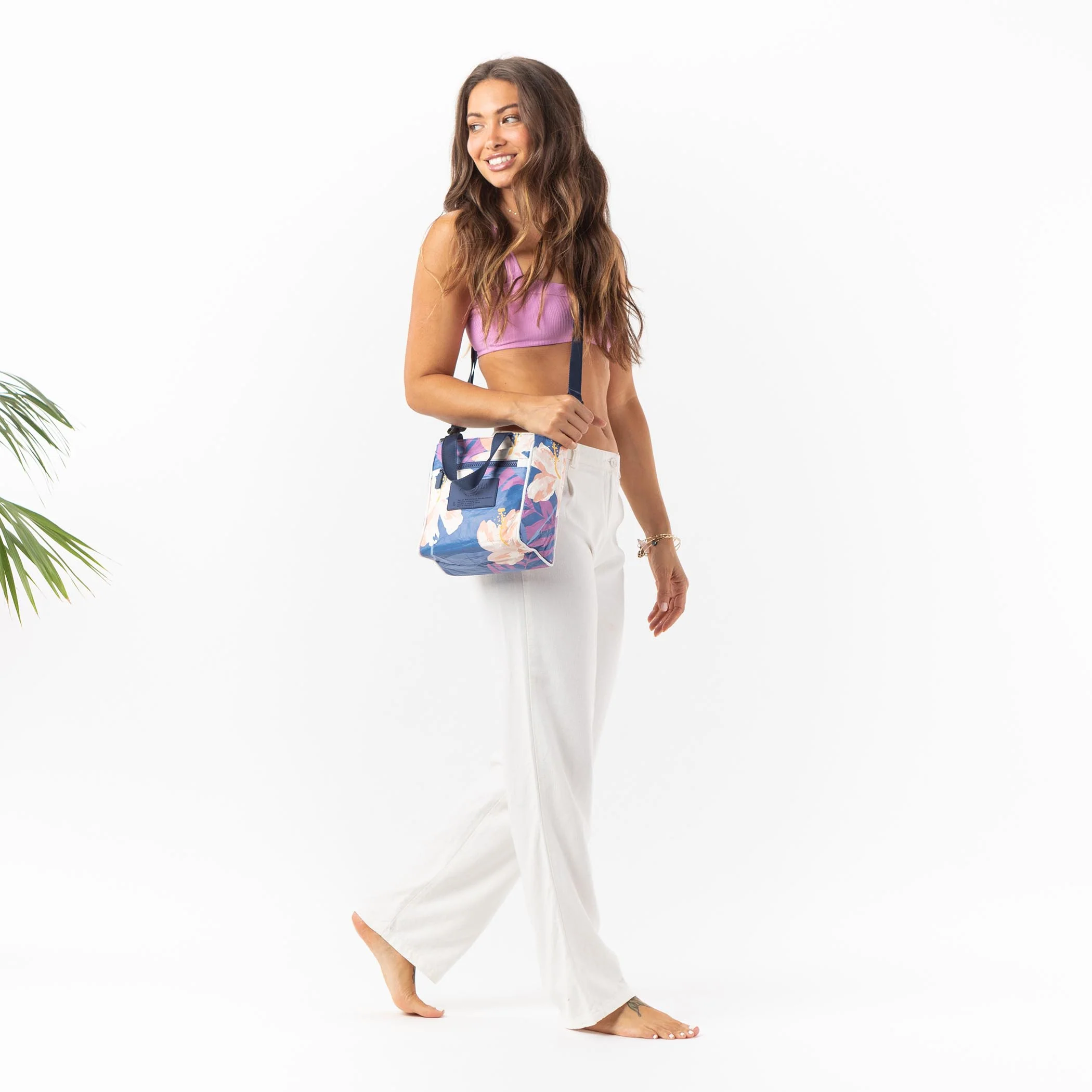 Crossbody | Adrift - Image 3
