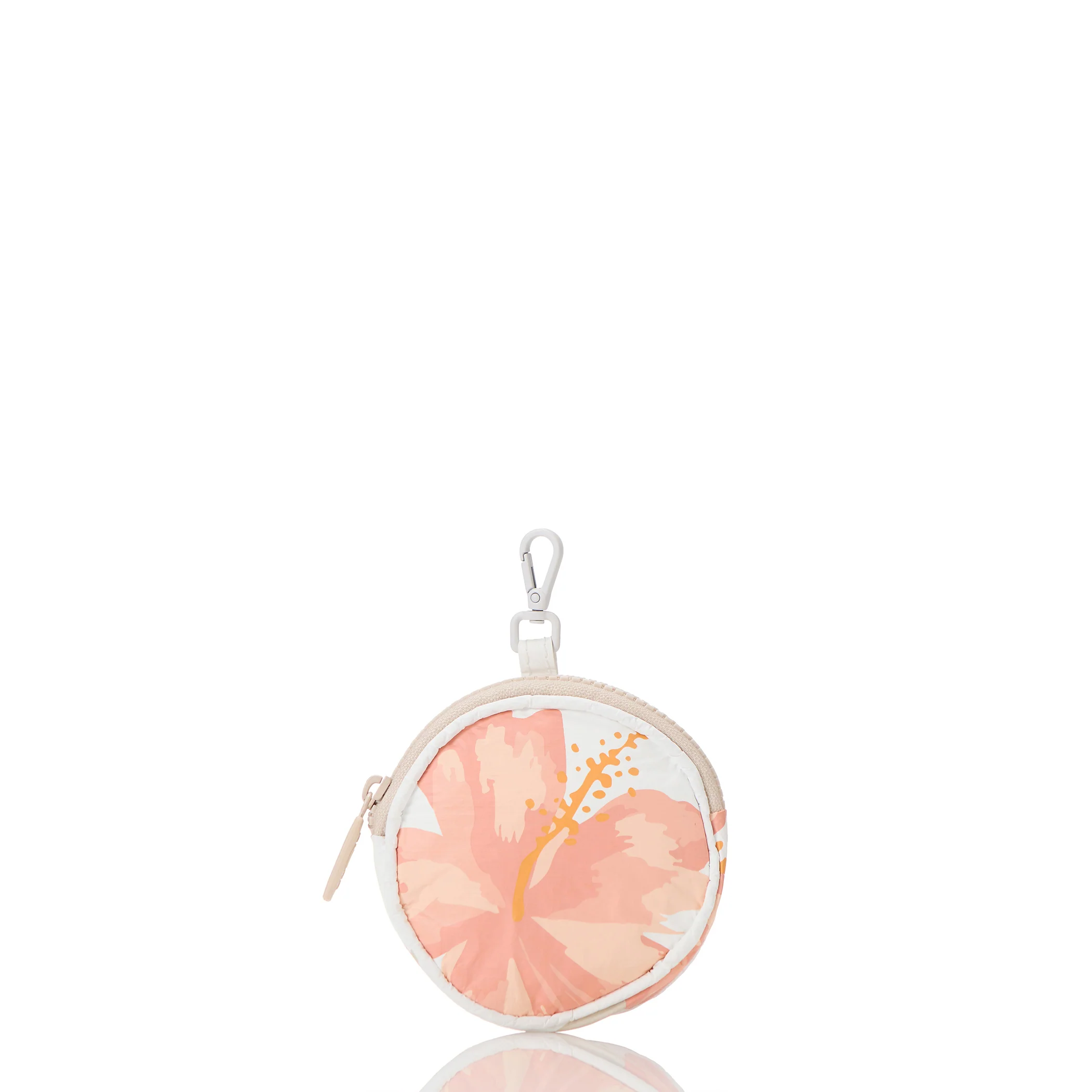 Cutie | Adrift - Image 4