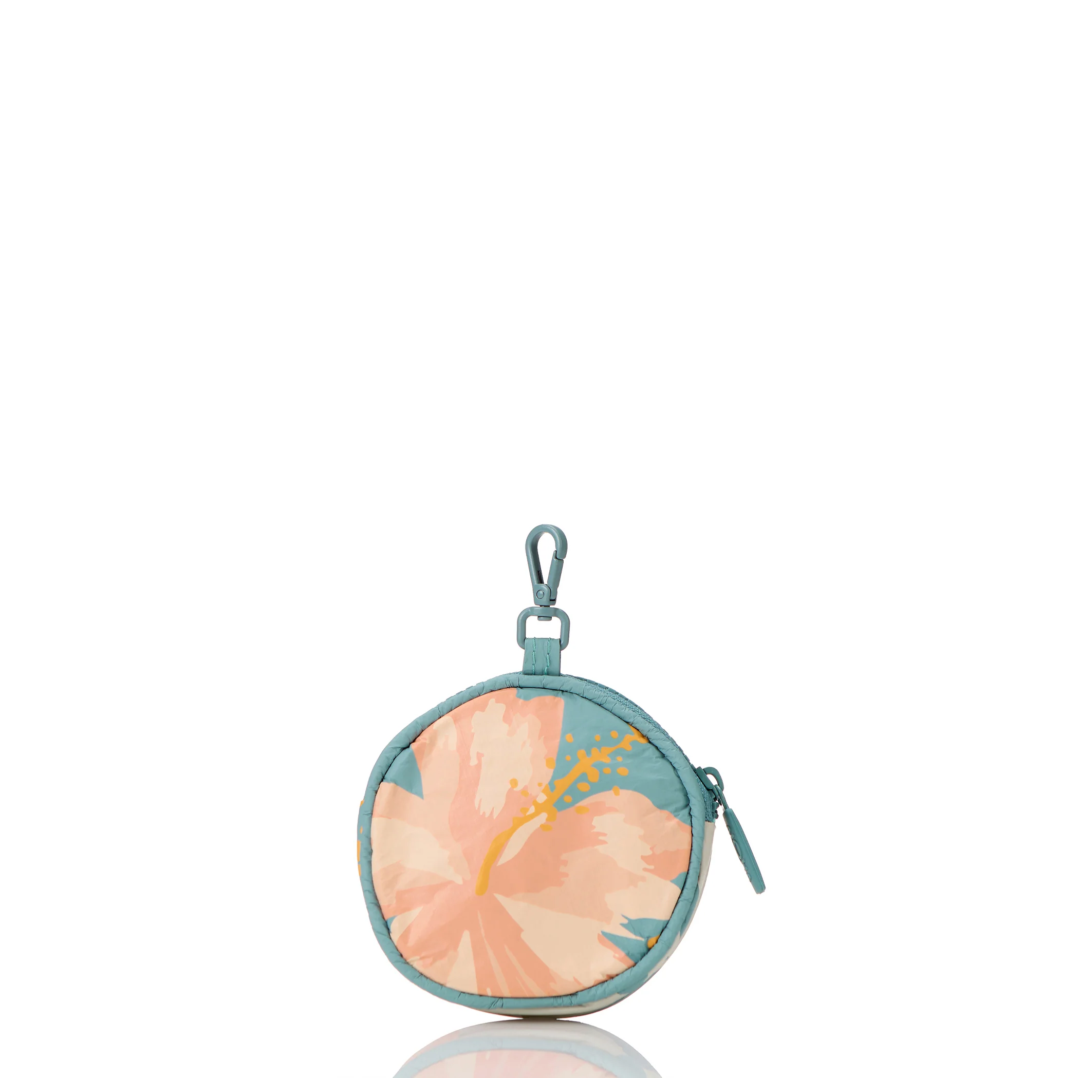 Cutie | Adrift - Image 4