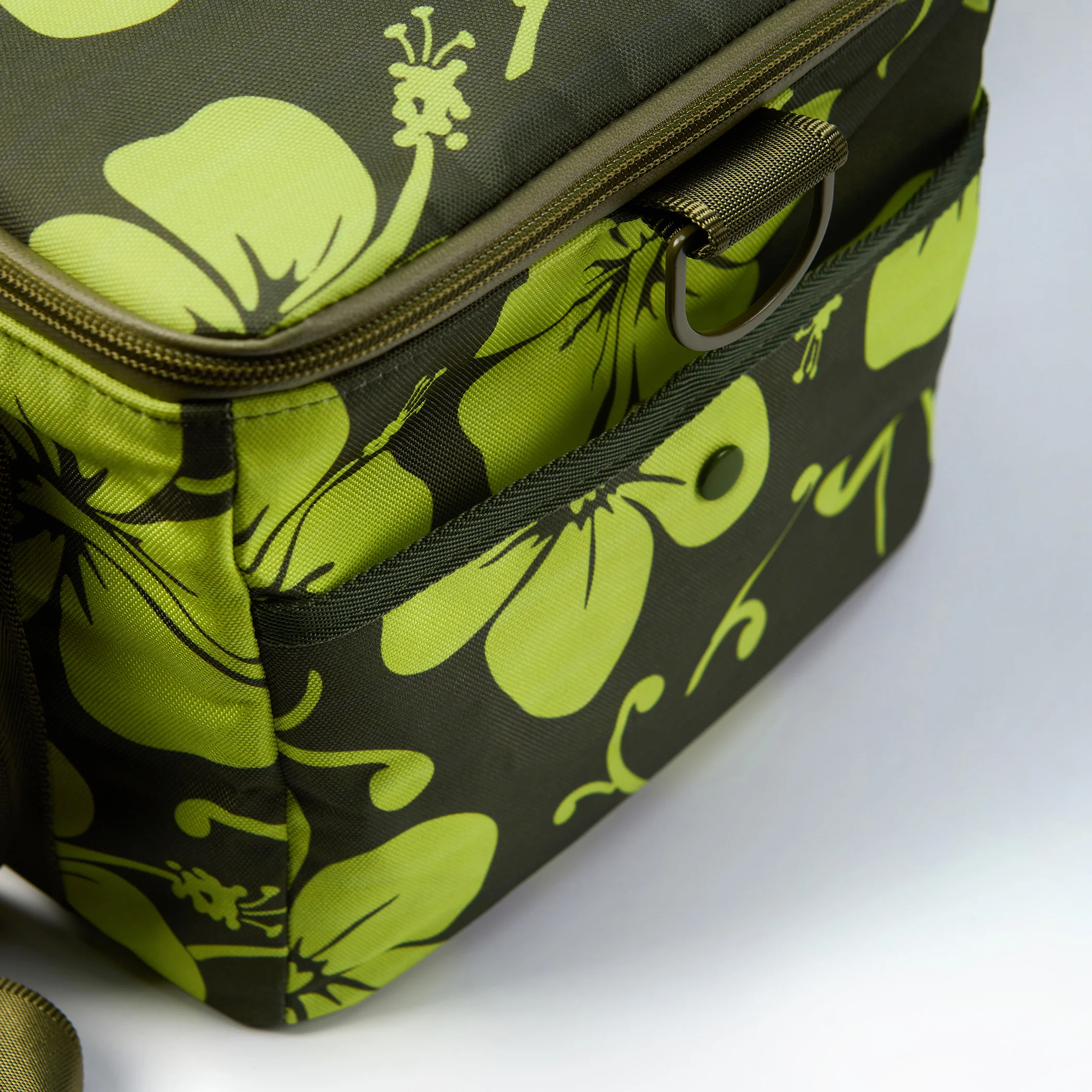 Packable Cooler | Hana Hou - Image 6