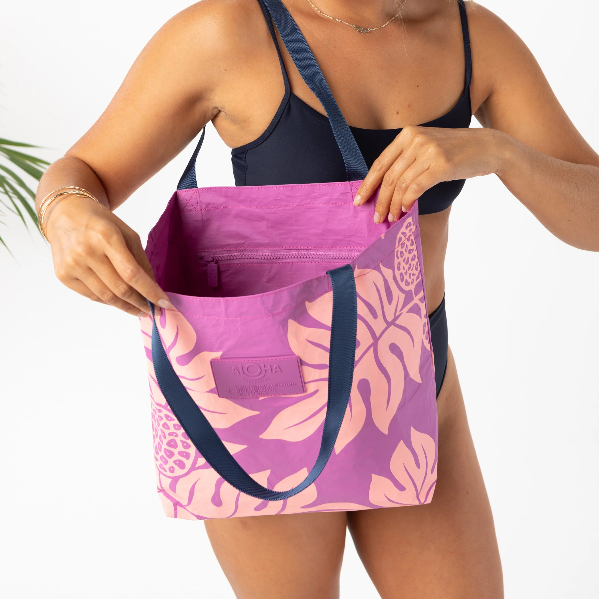 Reversible Tote | Holomua - Image 3