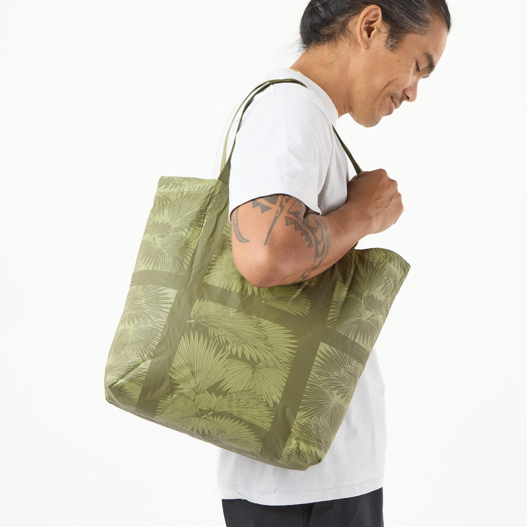 Reversible Tote | Loulu by Sig Zane - Image 9