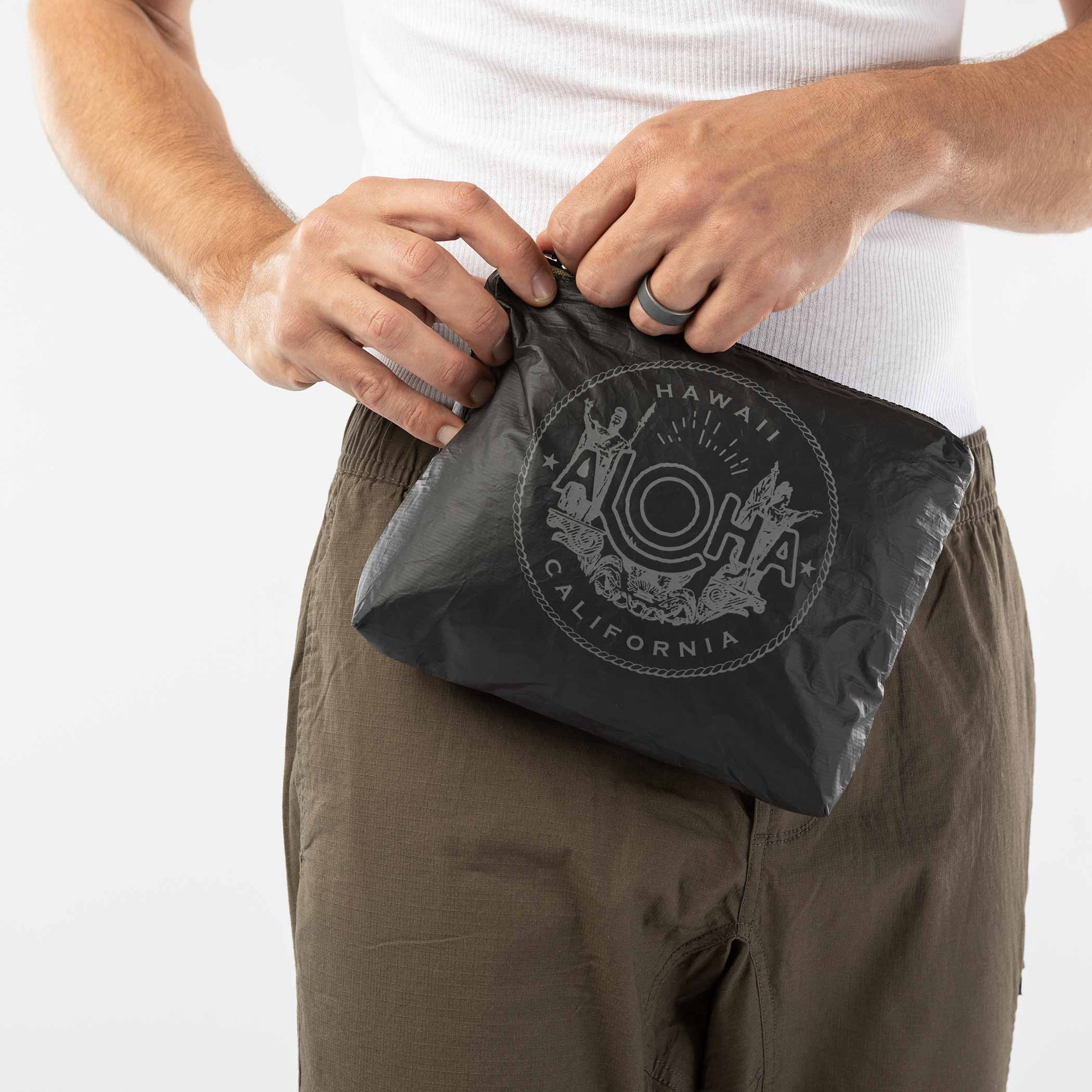 Small Pouch | ALOHA Seal - Image 2