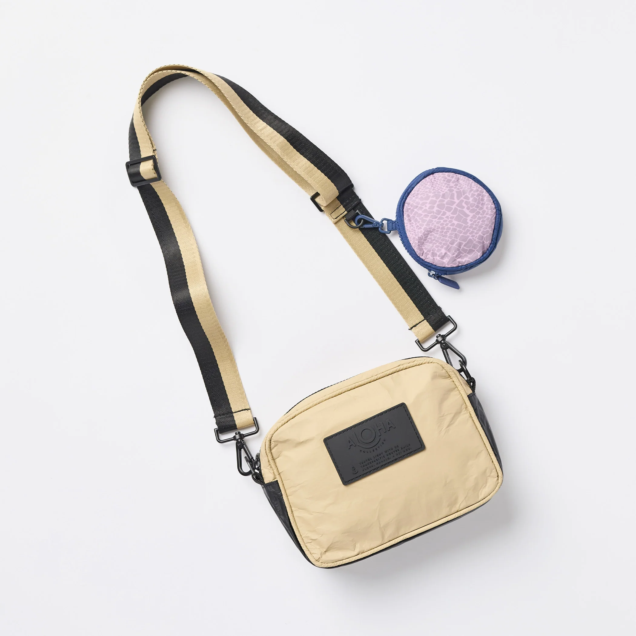 The Strap | Le Voyageur - Image 4