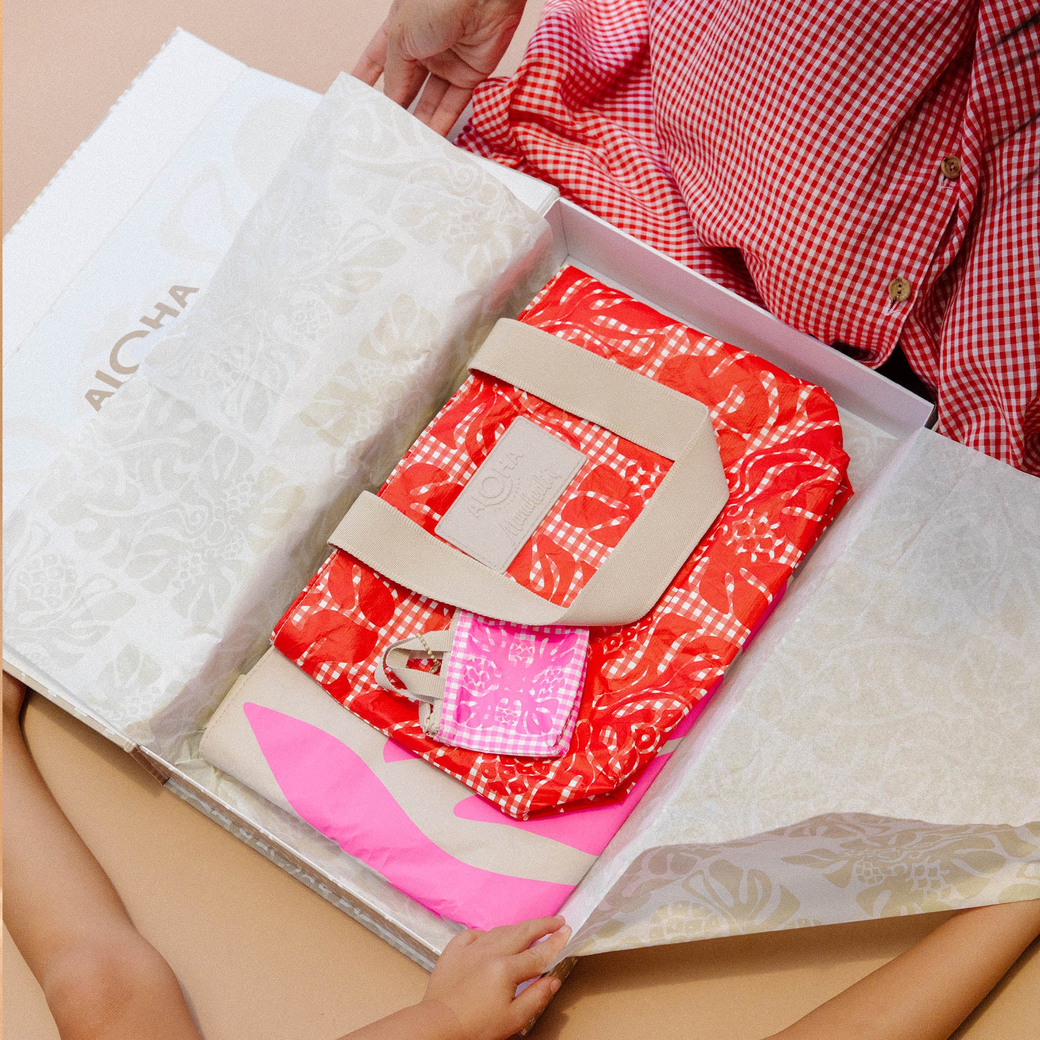 Holiday Gift Box Set | Kealoha by Manuhealiʻi - Image 11