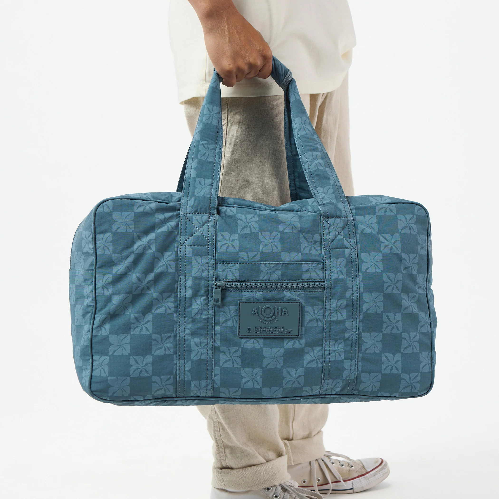 Keep It Light Weekender | Pua Check - Image 8